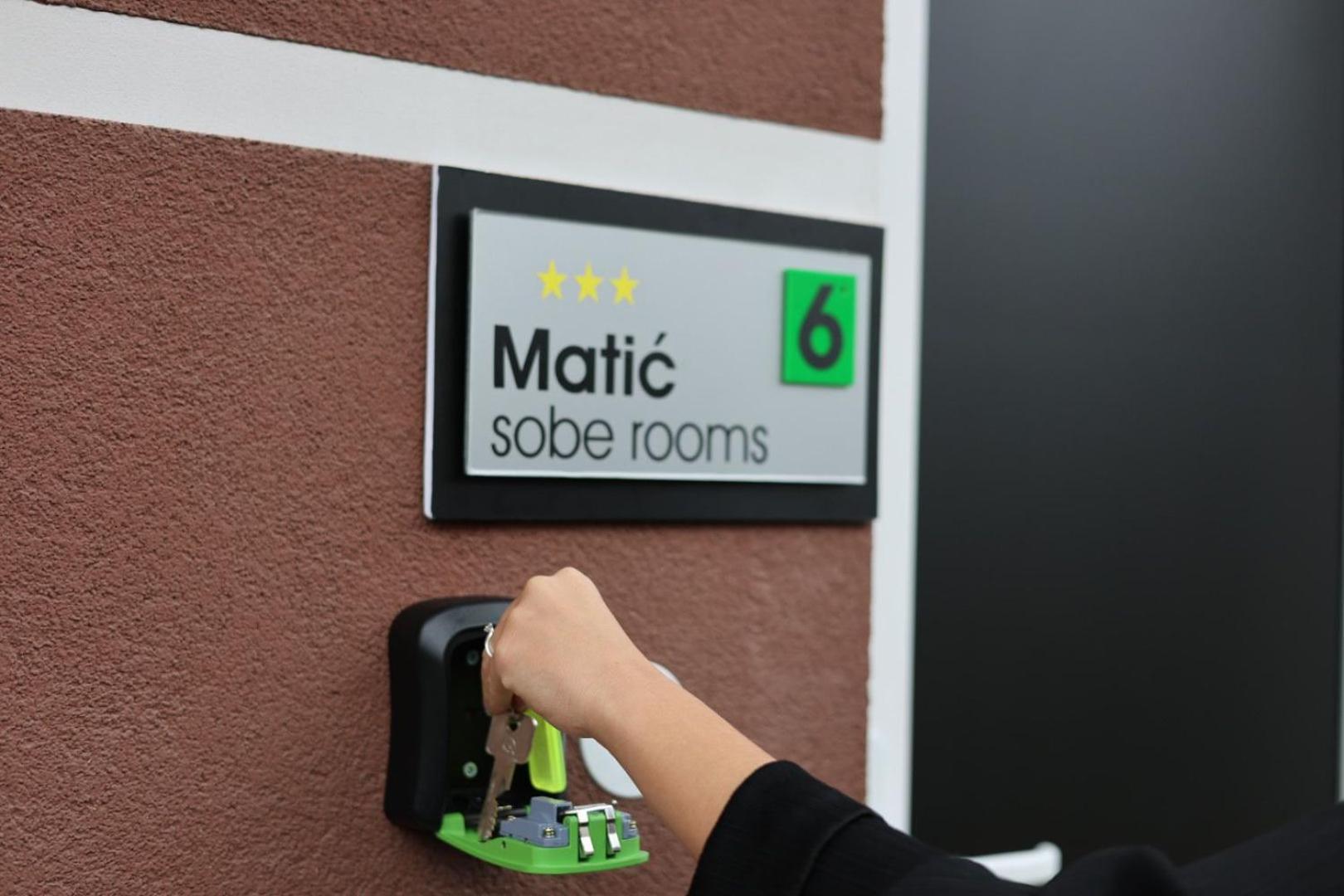 Rooms Matic 2 Velika Mlaka Bagian luar foto